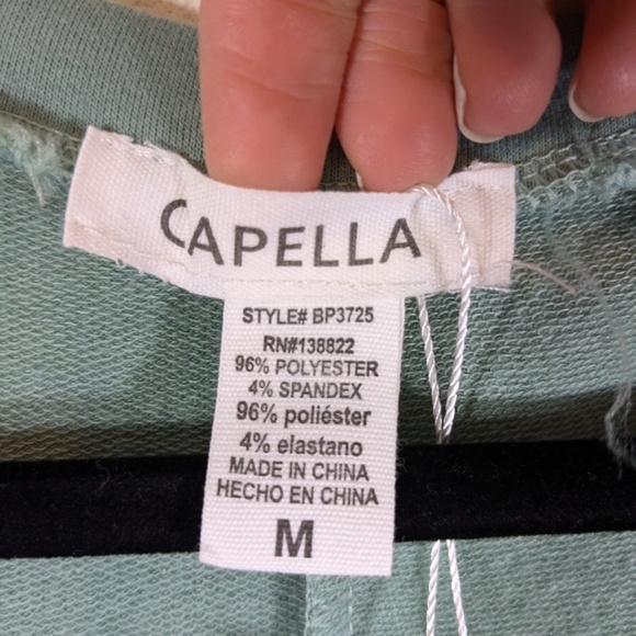 Boutique Sage Green Short Sleeve V-Neck Jumpsuit Juniors Medium - Picture 6 of 6